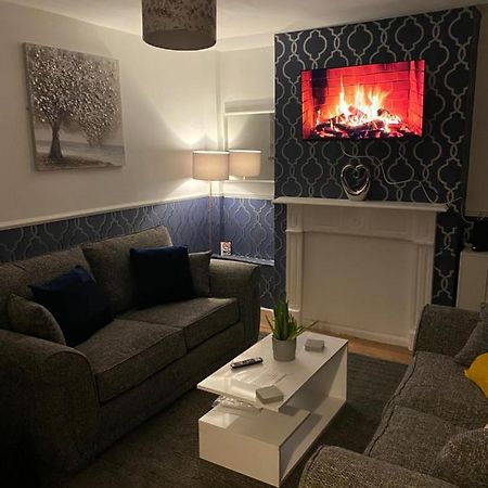 Cosy 3 Bedroom House, Free Parking & Wifi Nottingham Exterior foto